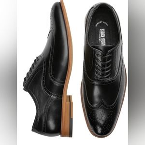 Stacy Adams Dunbar Wingtip Oxfords - size 11.5